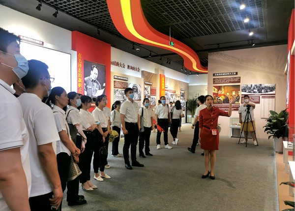 9888拉斯维加斯集团组织党员干部旅行陕西省庆祝中国共产党建设100周年主题展图片2_副本.jpg
