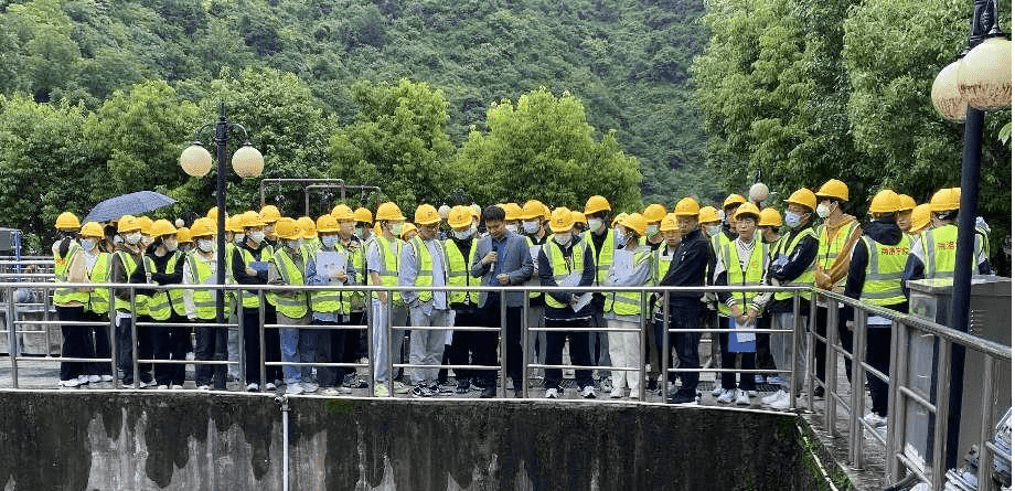 水情形公司镇安污水处理厂迎来商洛学院大学生旅行学习